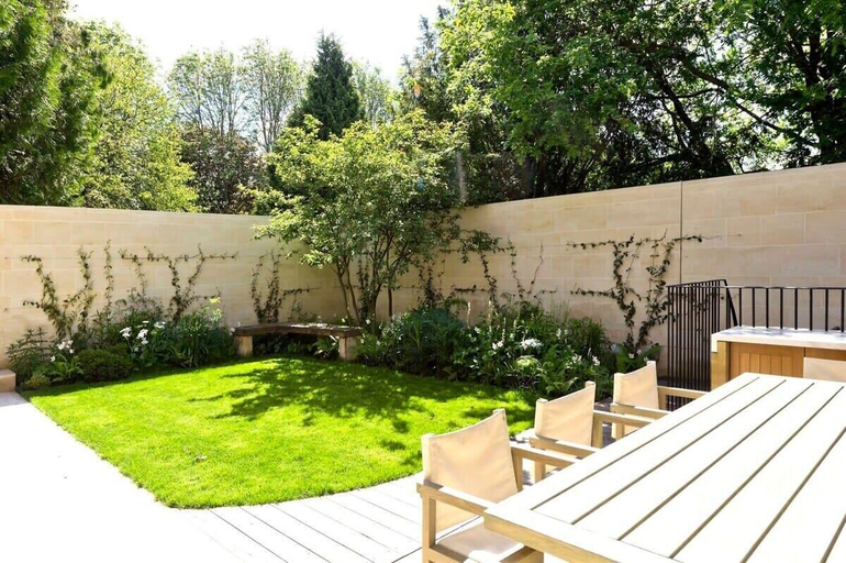 Others 3, 5 Bed House w/ Indoor Pool, Sauna & Private Garden - Fulham, London