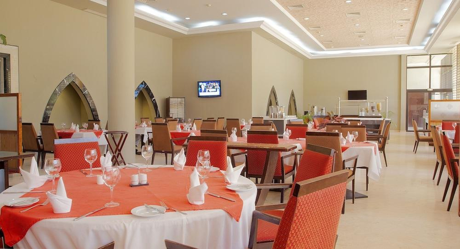 Food & Drinks 5, GRANADA l'Amitie, Bamako