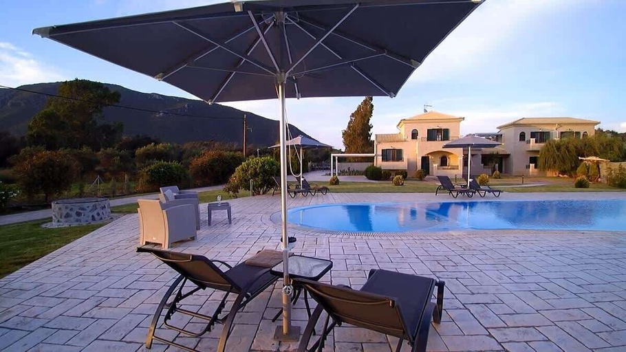 Room 5, Corfu Liostasi Villa - Hellios Luxury Gem w Pool, Ionian Islands