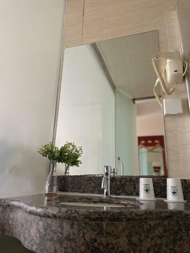 Bathroom 4, GreenTree Inn Beijing Miyun West Bridge Road Haiyi Manor Express Hotel, Beijing