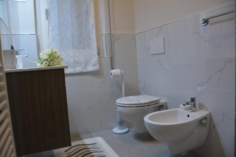 Bathroom 3, Roby's House Casa Vacanze - Affiliato Best-Incoming, Bergamo