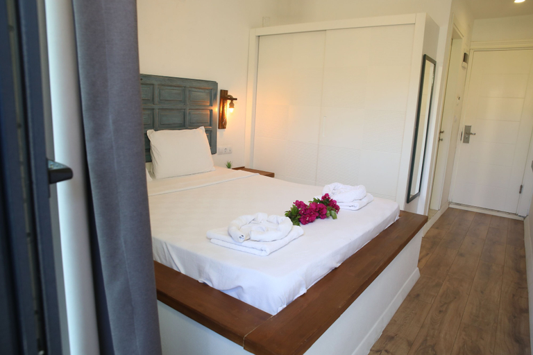 Bedroom 3, Smyrna Hotel, Ortaca