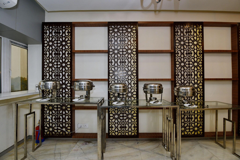 Others, Beaufort Inn, Delhi