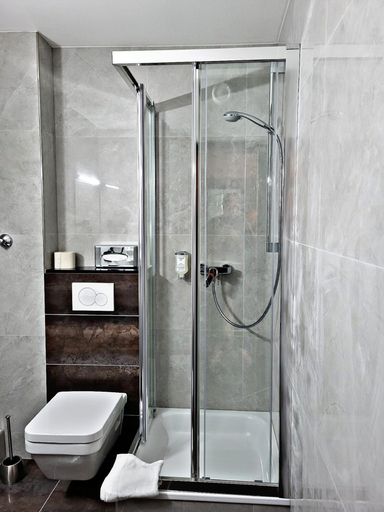 Bathroom 5, Concorde Hotel Ascot, Düsseldorf