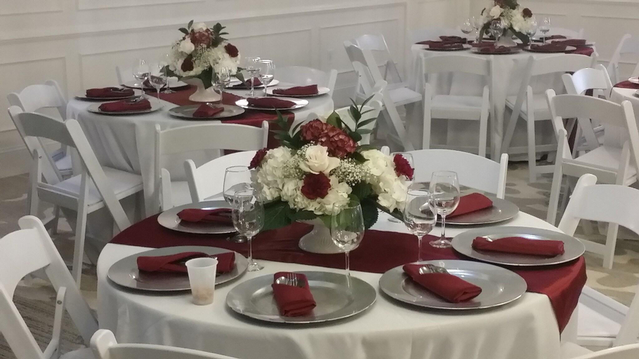 Food & Drinks 5, Palmera Inn and Suites, Beaufort