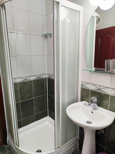 Bathroom 2, Mijovic Apartments