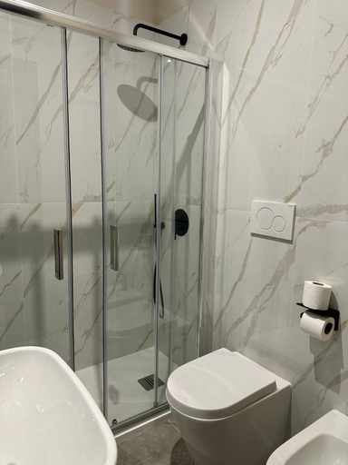 2, Golden Palm B&B, Bari