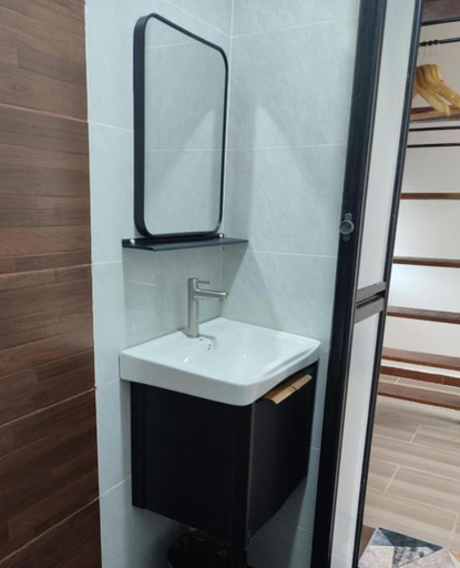Bathroom 5, Red Triangle Cottage Roomstay Kerteh Paka, Kemaman