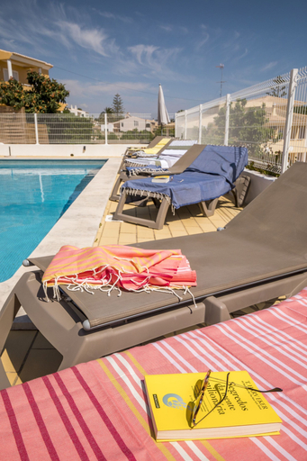 Room 2, Praia da Luz Private Pool Sea View Villa, Lagos