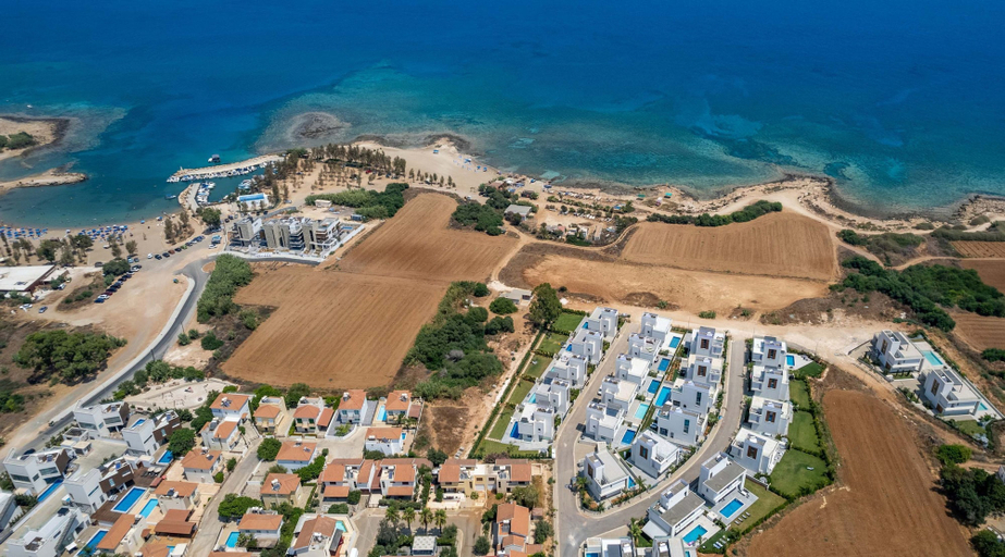 Exterior & Views 2, By The Beach - Sunstone Seaview Villa