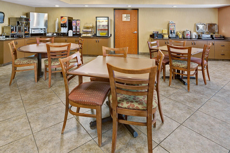 Food & Drinks 5, Days Inn by Wyndham Cheyenne, Laramie