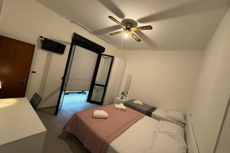 Bedroom 5, Hotel Bologna, Rimini
