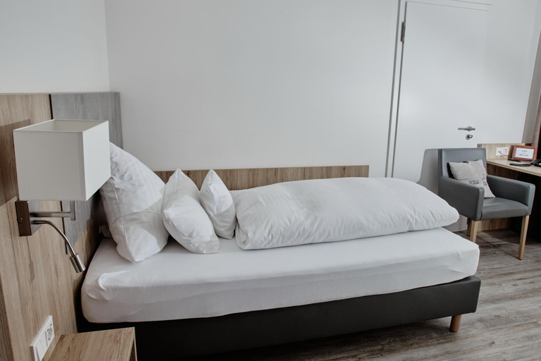 Bedroom 2, cityhotel, Borken