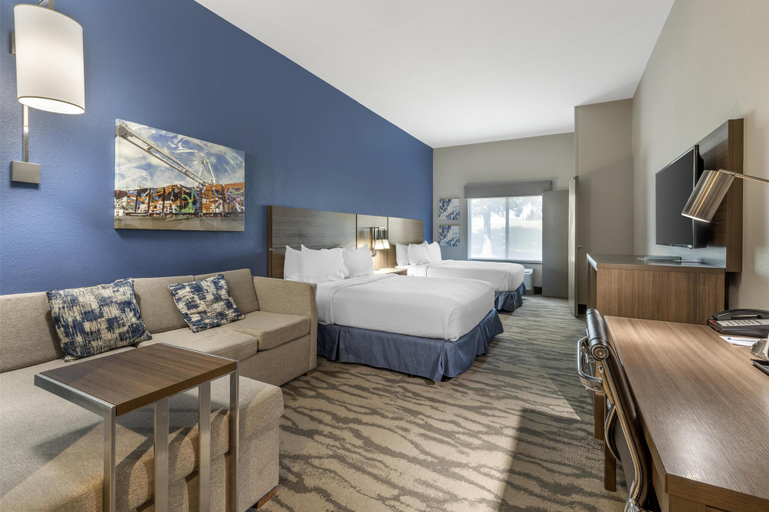 Bedroom 3, Best Western Plus Castlerock Inn & Suites, Benton
