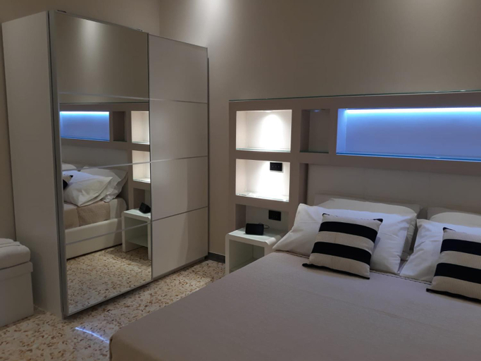 Others 5, Max Guest House, Cosenza