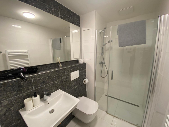 Bathroom 3, Bella Apartments Brno, Brno