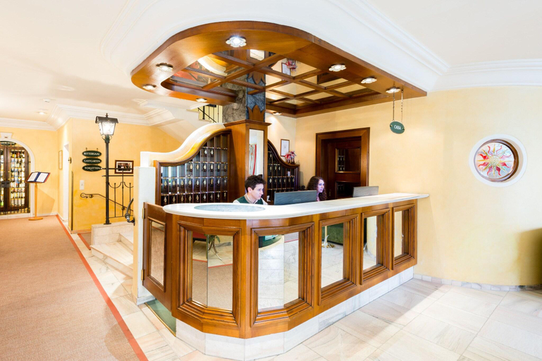 Public Area 4, Hotel Schrofenstein, Landeck