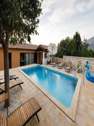 Sport & Beauty 5, Holiday Home Lišnjak, Drniš