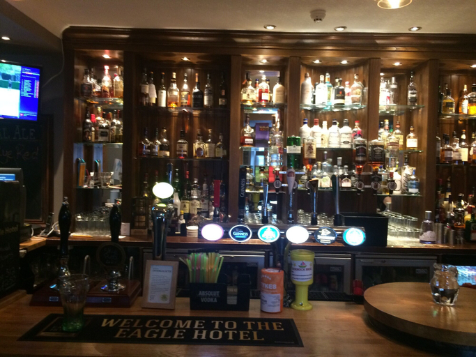 Food & Drinks, The Eagle Hotel, Highland
