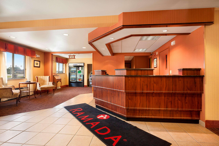 Public Area 4, Ramada by Wyndham Wisconsin Dells, Sauk