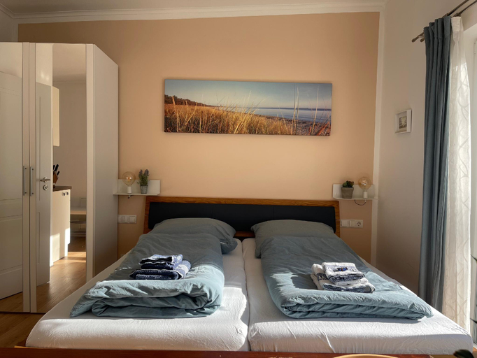 Bedroom 2, Ferienwohnung Silbermöwe, Vorpommern-Rügen