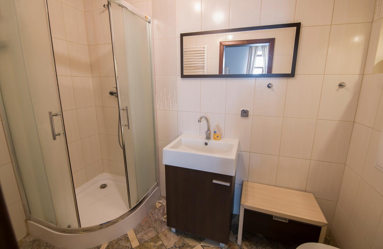 Others 2, Apartamenty na Warszawskiej, Sieradz