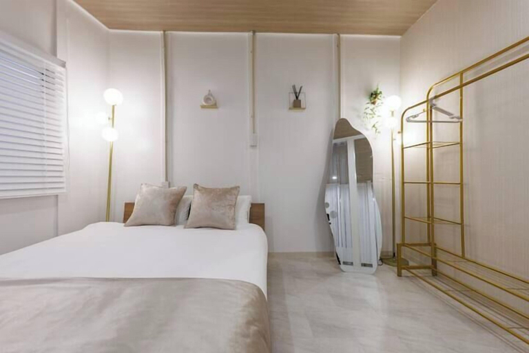 Bedroom 2, Namba Kuromon Central Self Inn, Osaka