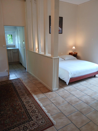 Bedroom 3, Chateau de Maucouvent -'Le Cottage', Nièvre