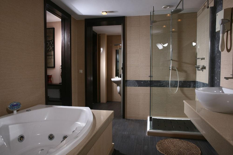 Bathroom 4, Reghina Blue Hotel, Timisoara