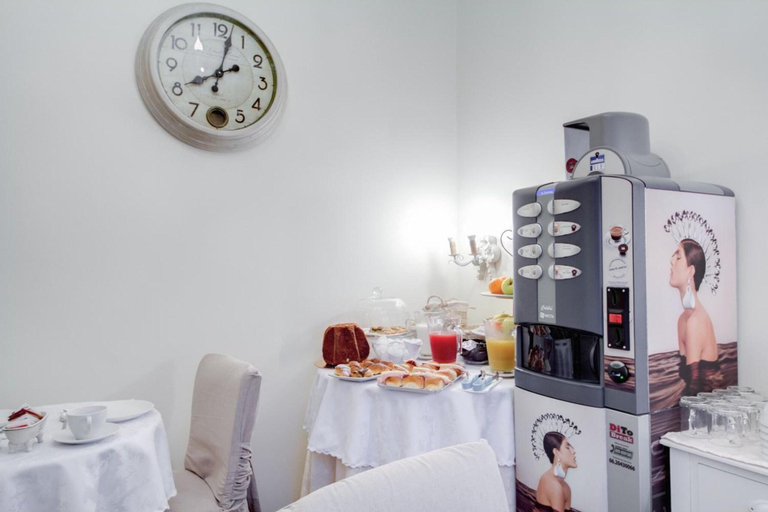 Food & Drinks 5, Lunaria Suites Rome, Rome