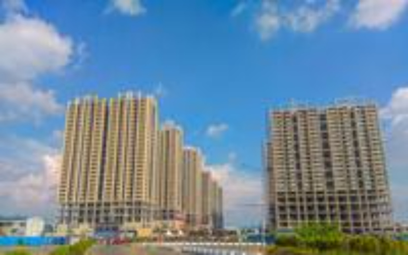 Others 3, Warm Neutral Studio Room at Meikarta Apartment By Travelio, Cikarang