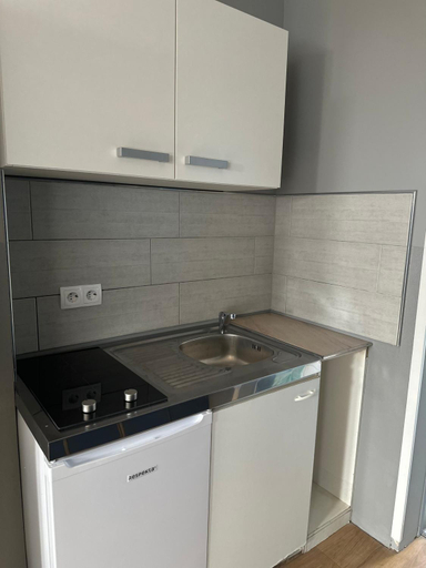 Others, Hotel Fly ´ In, Offenbach am Main