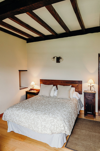 Bedroom, La Rectoral, Asturias