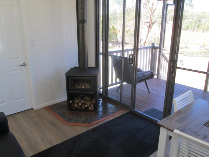 Others 2, Just Red Wines Cabins, Stanthorpe