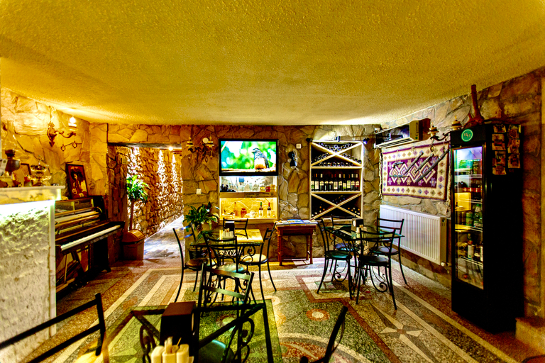 Food & Drinks 4, Hotel History, Tskaltubo