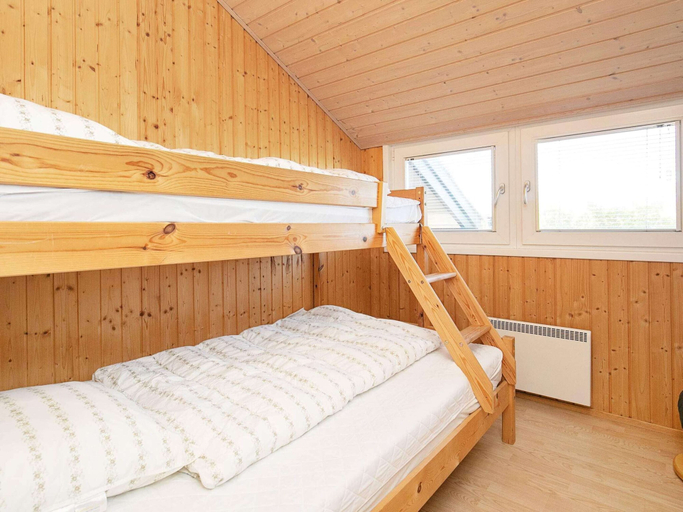 Bedroom 2, 4 Star Holiday Home in Lokken, Hjørring