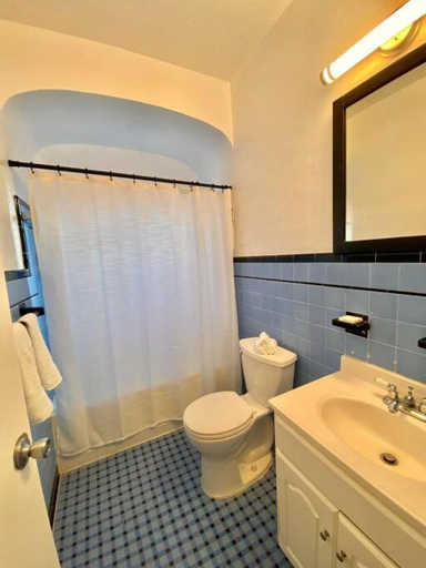 Others 2, Little Havana - Calle Ocho - Free Parking, Miami-Dade