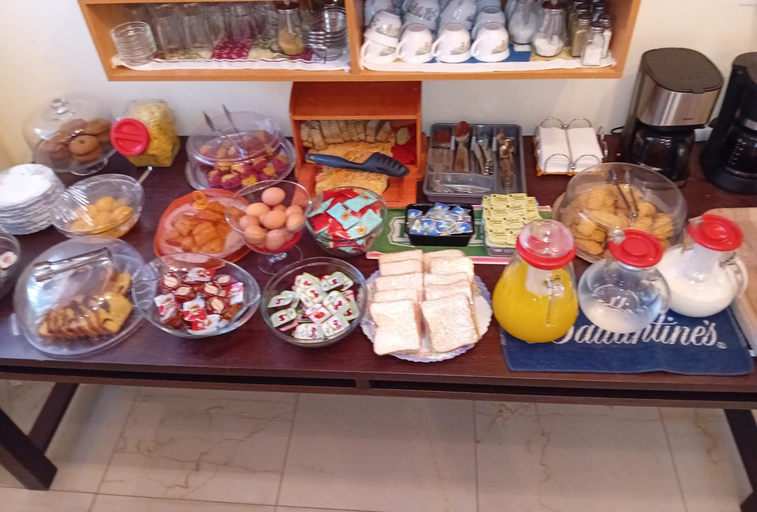 Food & Drinks 4, Hermes, Attica