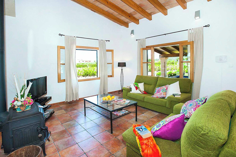 Others 4, Villa Burgues, Baleares