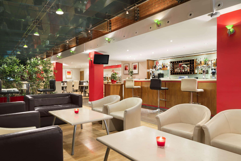 Public Area, Ramada Hounslow - Heathrow East, London