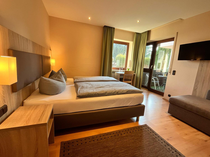 Bedroom 3, Annas Gastehaus, Forchheim