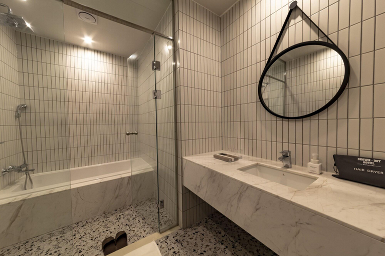 Bathroom 4, Brown Dot Hotel Signature, Haeundae