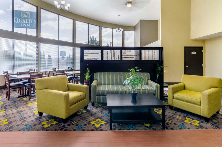 Public Area, Quality Inn Hillsville, Carroll