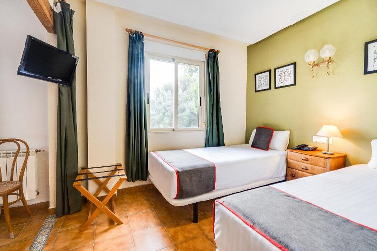 Bedroom 2, Hotel Torre San Juan, Alicante