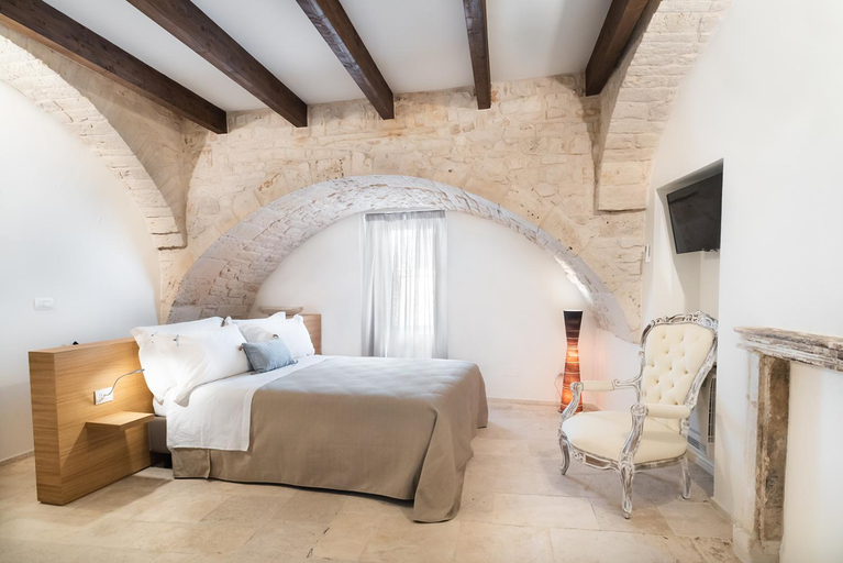 Bedroom 2, Petrantiche - Albergo Diffuso, Bari