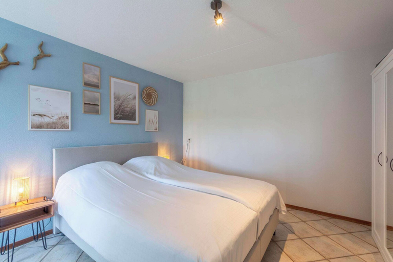 Bedroom 2, Wijde Blick 310 Apartment Near Callanstoog Beach, Zijpe