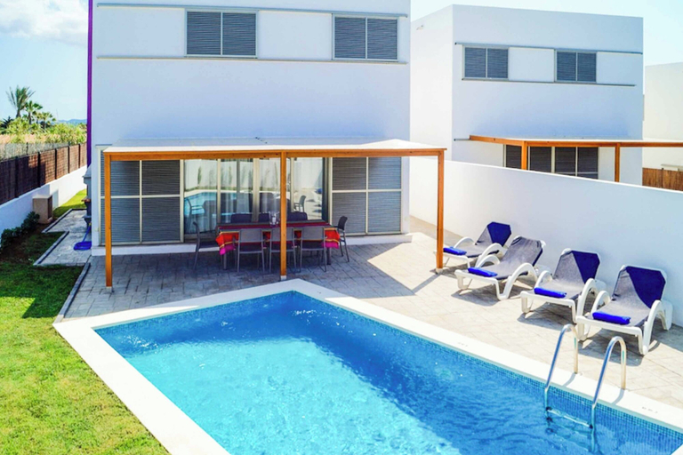 Others 4, Villa Opal, Baleares