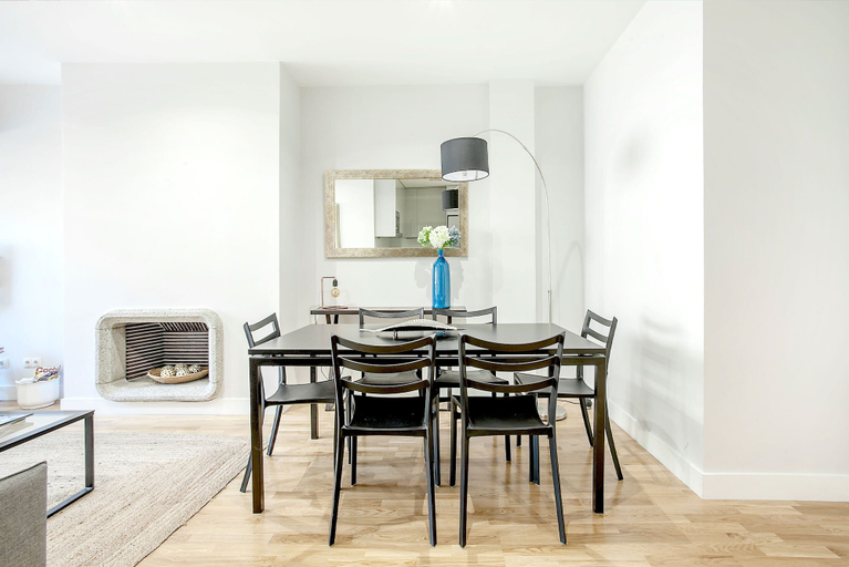 Others 3, Bright 2 Bd Apart in Front of Retiro Park. Retiro II, Madrid