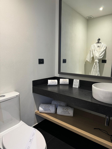 Bathroom 4, Hotel Catedral, Mexico City