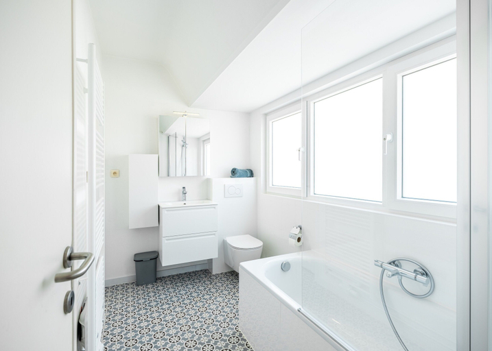 Bathroom 3, House near De Hoge Blekker Dunes, West-Vlaanderen